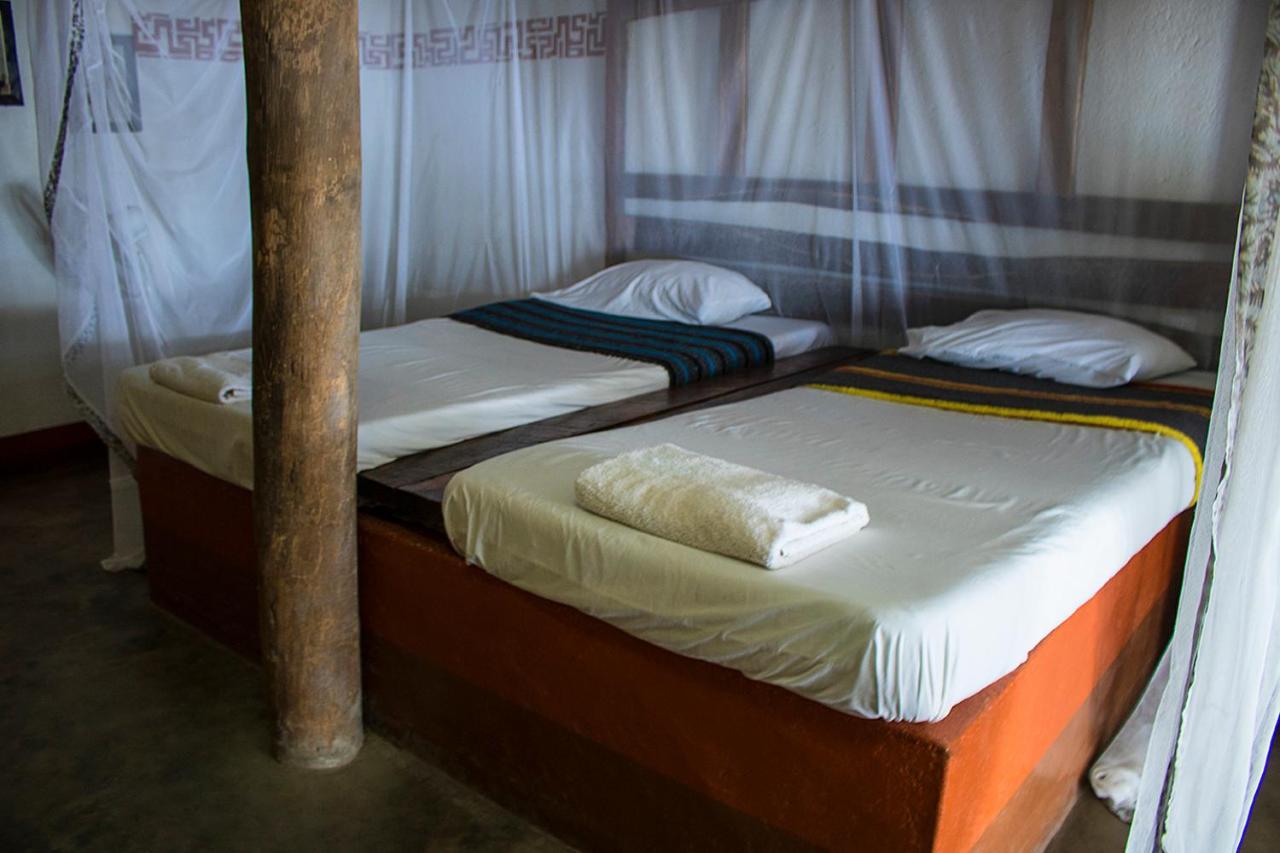 Mgoza Lodge Cape Maclear Kamer foto